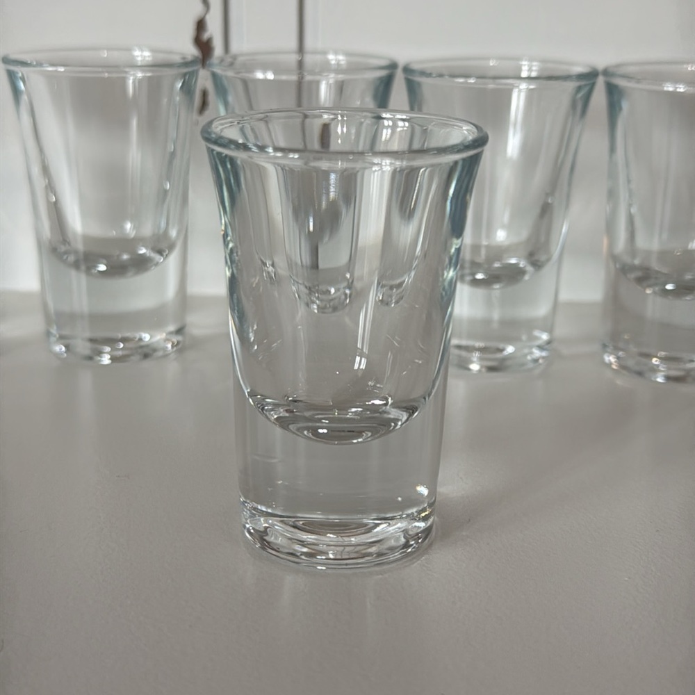 Bormioli Rocco Dublino 1.75oz mini shot glasses. Set of 6 NEW